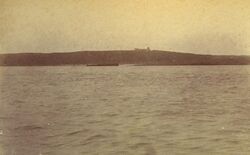 Perim and lighthouse 1883.jpg
