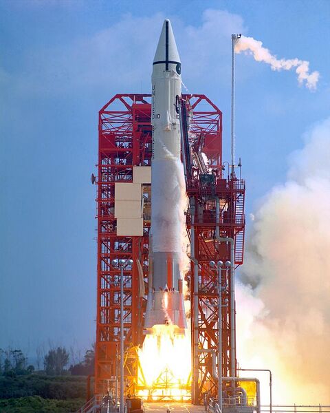 File:Surveyor 1 launch.jpg