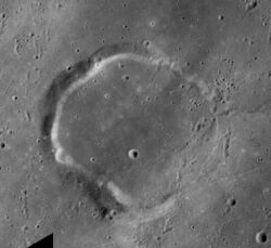 Wallace crater AS17-M-2908.jpg