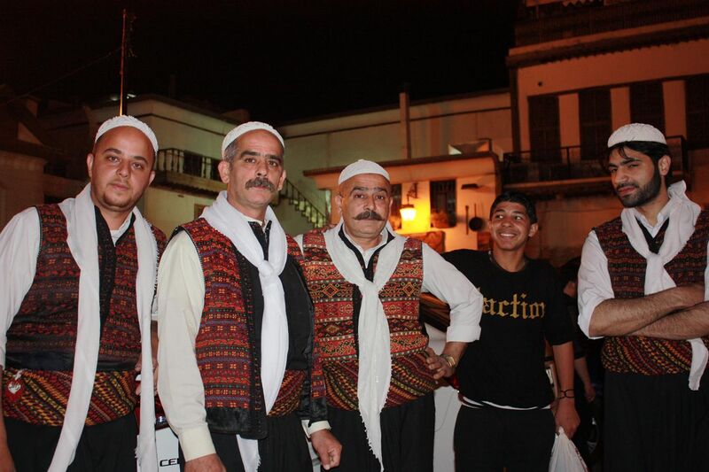 File:Damascus, traditional clothing (6364877017).jpg