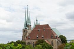 Erfurt, Severikirche vom Petersberg gesehen-002.jpg