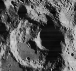 Newton crater 4154 h2.jpg