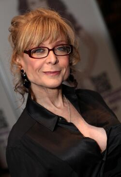 Nina Hartley AEE 2013.jpg