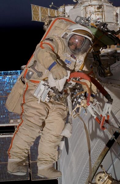 File:Orlan Spacesuit Iss014e14502.jpg