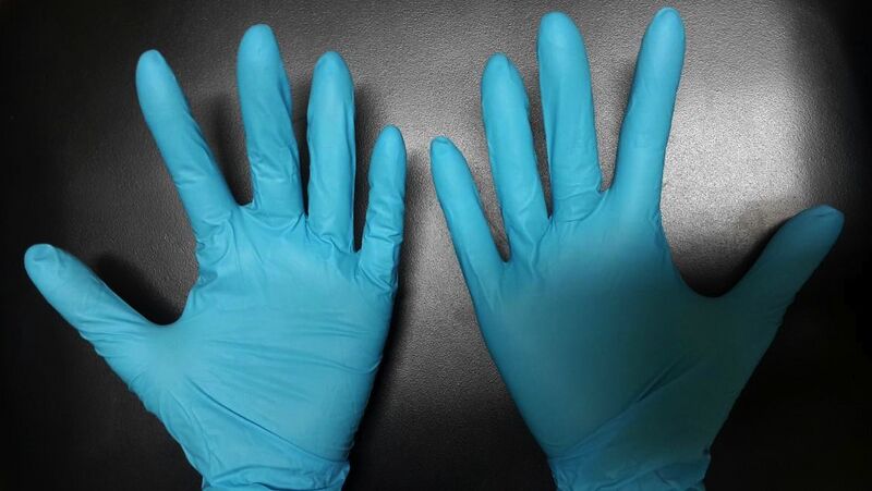 File:Protective nitrile gloves.jpg