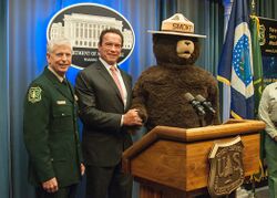 Smokey with Thomas Tidwell, Chief of the United States Forest Service, and Arnold Schwarzenegger.jpg