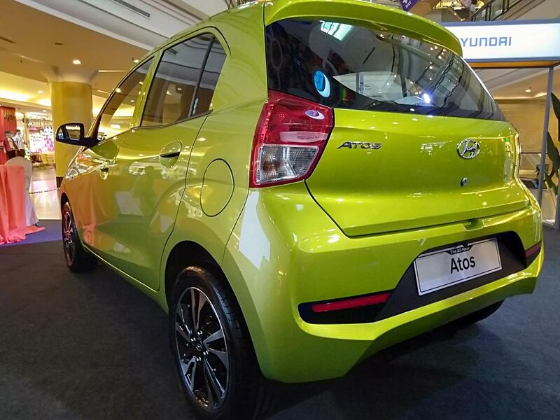 File:2021 Hyundai Atos 1.1 Acid Yellow rear view in Brunei.jpg