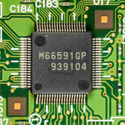 Kyocera FS-C5200DN - interface board - Renesas M66591GP-4189.jpg