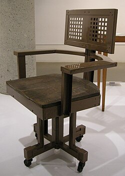 Ngv design, frank lloyd wright, office chair larkin, 1904-06 02.JPG