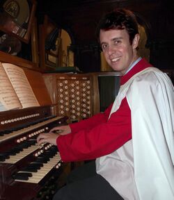 Organist Alistair Nelson.JPG