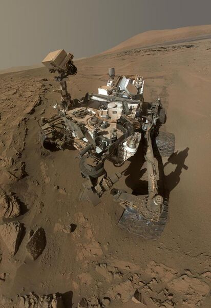 File:PIA18390-MarsCuriosityRover-SelfPortraitAtWindjana-20140512.jpg