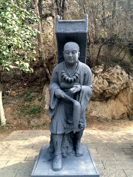 File:Xuan Zang Statue.jpg