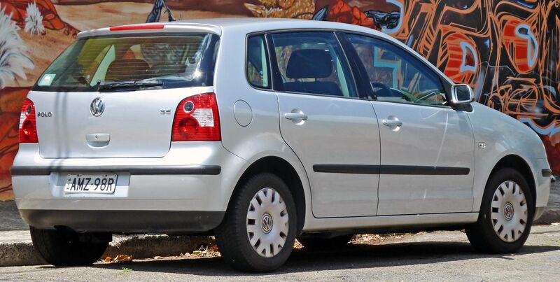 File:2002-2003 Volkswagen Polo (9N) SE 5-door hatchback 01.jpg