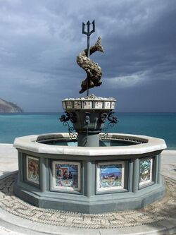 Diafáni – Fountain of Neptune - 1.jpg