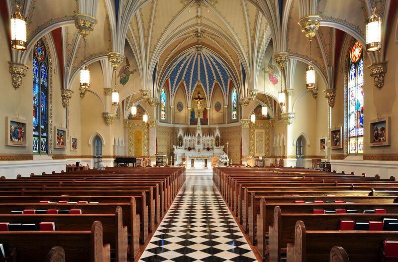 File:Interior of St Andrew's Catholic Church in Roanoke, Virginia.jpg