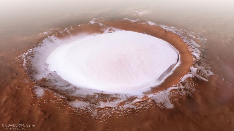 File:Perspective view of Korolev crater.jpg