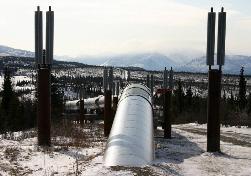 File:Trans-Alaska Pipeline (1).jpg