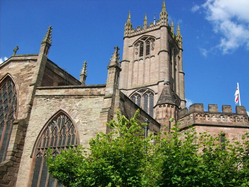File:St. Laurence, Ludlow, from west.jpg