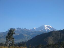 Chimborazy y Carihuairazo desde Quisapincha 1.JPG