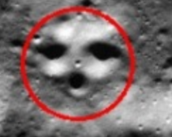 FaceOnMoonSouthPole.png