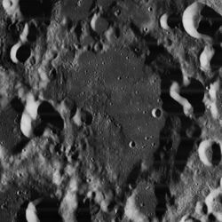 Moseley crater 4188 h3.jpg