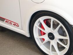 White 997 GT3 RS 4.0 centerlock wheel rim FoS 2011.jpg