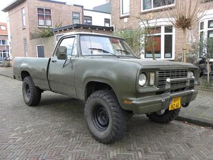 Dodge W 200 - Flickr - Joost J. Bakker IJmuiden.jpg