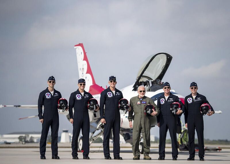 File:Thunderbirds pilots pose for a photo with Buzz Aldrin.jpg