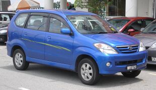 Toyota Avanza (first generation) (front), Serdang.jpg