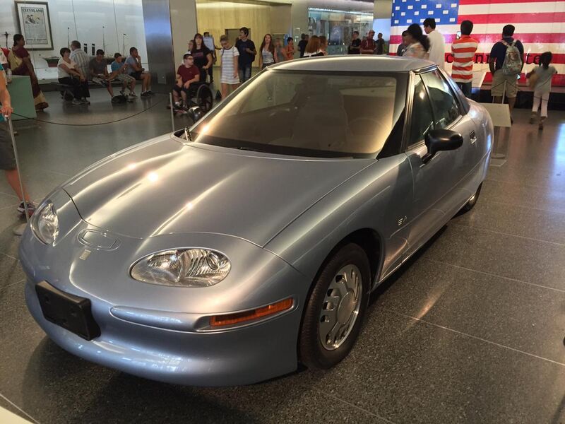 File:1997 General Motors EV1 at Smithsonian National Museum of American History 5of8.jpg