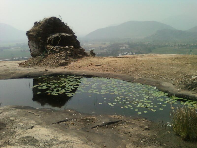 File:A view of Ruined Buddhist temple on hilltop at ---File---Ramatheertham Vizianagaram AP India.jpg