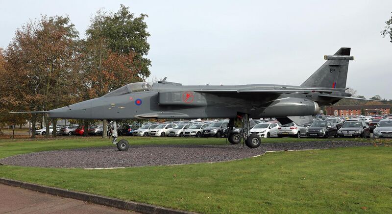 File:Jaguar XX110 RAF Cosford.jpg
