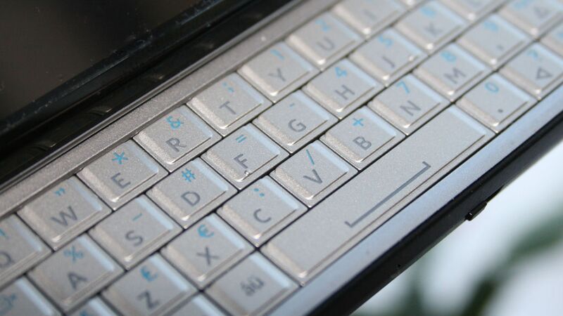 File:Sony Ericsson Xperia X2 keyboard.jpg