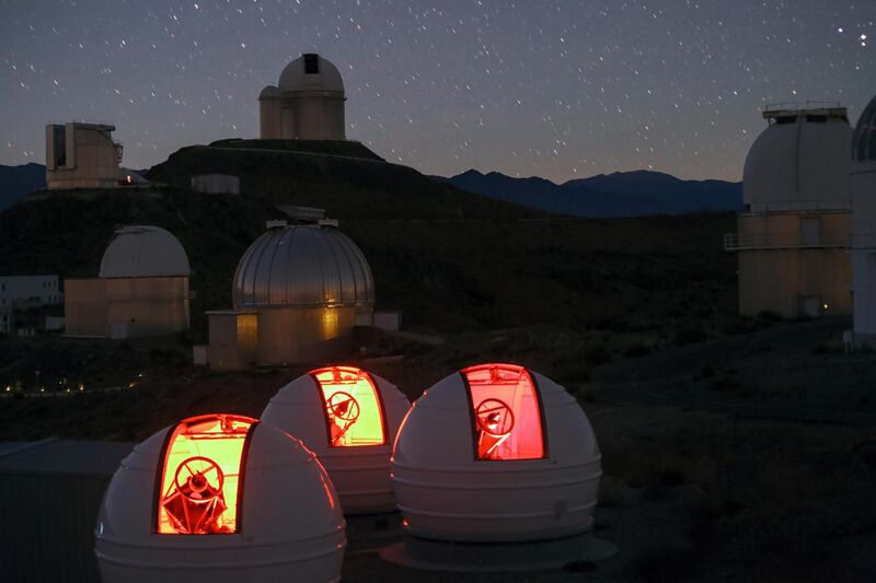 File:The ExTrA telescopes at La Silla.jpg