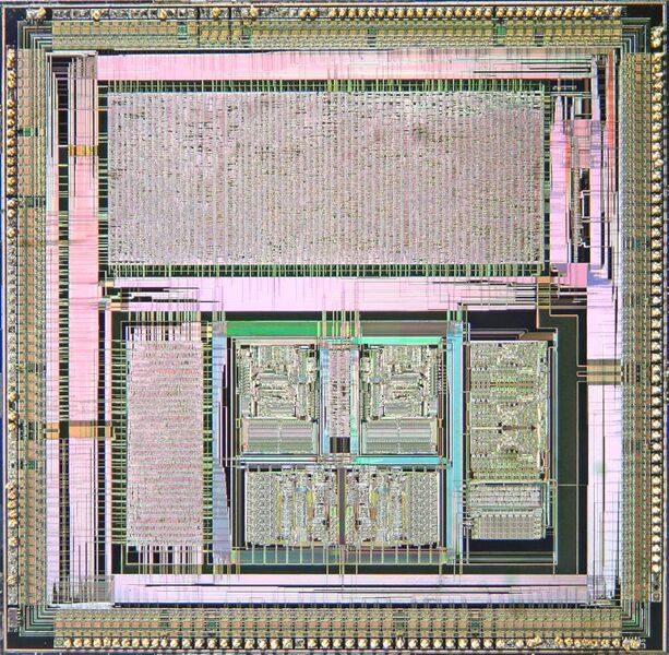 File:VLSI VL82C486 Single Chip 486 System Controller HV.jpg