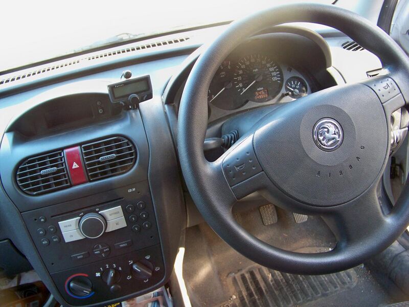 File:Vauxhall Combo interior.jpg