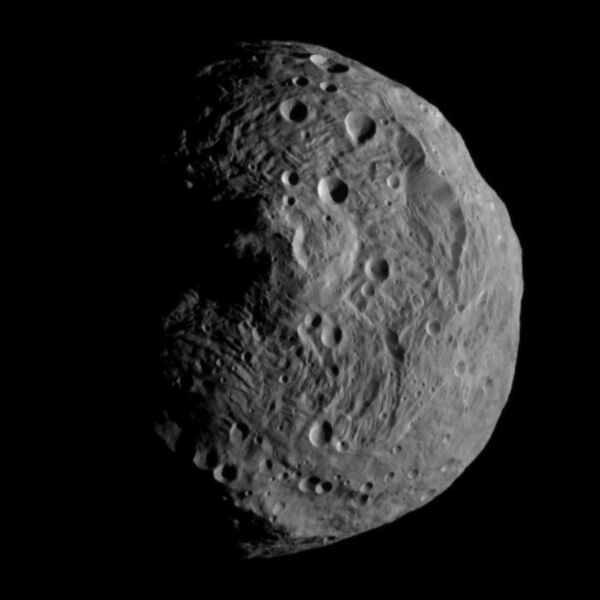 File:Vesta from Dawn, July 17.jpg