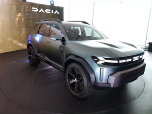 Dacia Bigster Concept Car - March 3, 2022.png