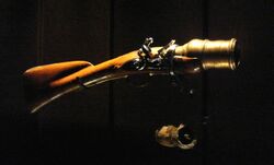 Grenade launcher with grenade Manufacture de Saint Etienne France 1760.jpg