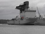 HMAS Choules starboard bow.jpg