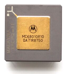 KL Motorola 68010 PGA.jpg