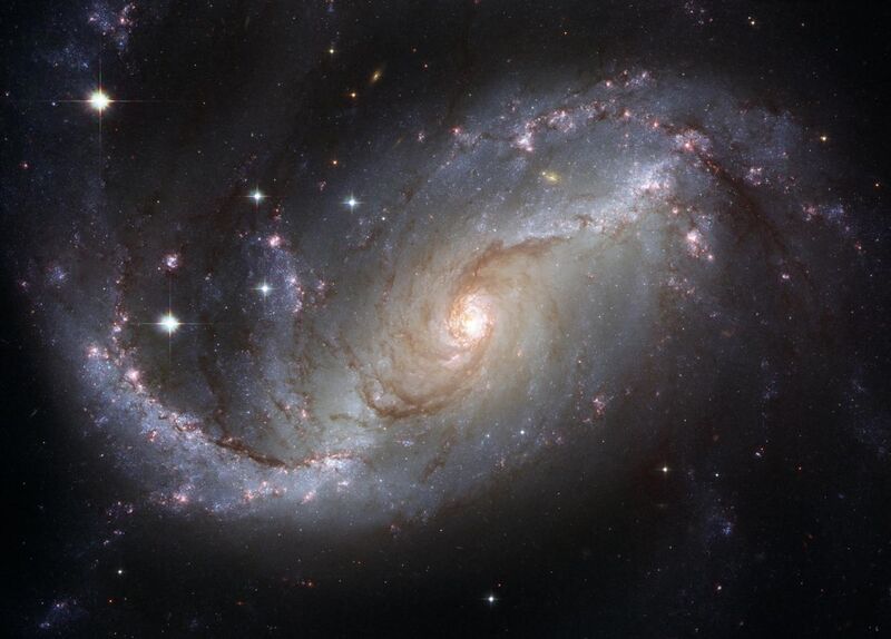 File:NGC 1672 HST.jpg