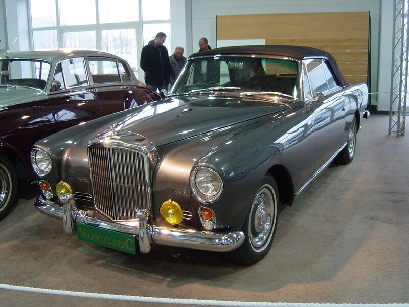 File:Oldtimer Show 2007 - 015 - Bentley (front).jpg