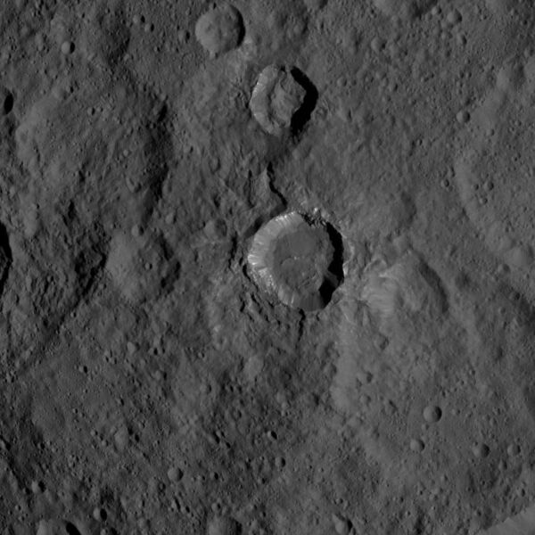 File:PIA20124-Ceres-DwarfPlanet-Dawn-3rdMapOrbit-HAMO-image62-20151009.jpg