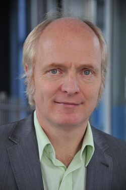 Prof Stefan Schuster.JPG