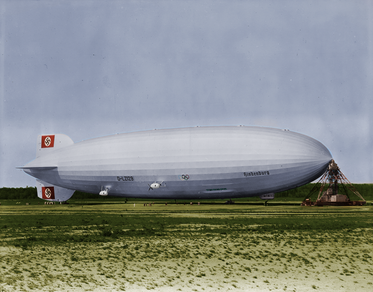 File:Hindenburg at lakehurst colorized.png