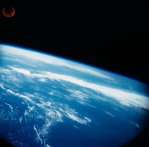 File:Mercury-Redstone 3 - Earth observation - S61-01918.jpg
