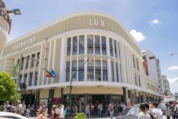 Teatro Lux visto desde el Paseo de la Sexta.jpg