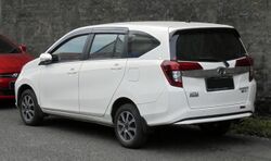 2020 Daihatsu Sigra 1.2 R B401RS (20210905) 02.jpg