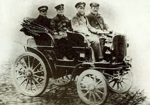 Großer Stoewer Motorwagen.jpg